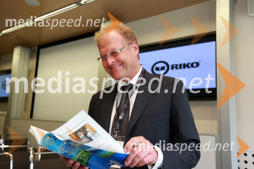 Janez Škrabec, direktor podjetja Riko d.o.o., predsednik Slovensko-ruskega poslovnega sveta (86. mesto na lestvici najbogatejših Slovencev)Najbogatejši Slovenci 2013 po lestvici Manager