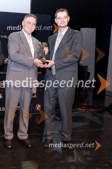 Andrej Orožen, Dewesoft d.o.o. in Jure Knez, lastnik Dewesoft d.o.o. (67. mesto na lestvici najbogatejših Slovencev)Najbogatejši Slovenci 2013 po lestvici Manager