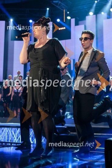 Članica skupine Perpetuum Jazzile; član plesne skupine MaestroPerpetuum Jazzile, The show