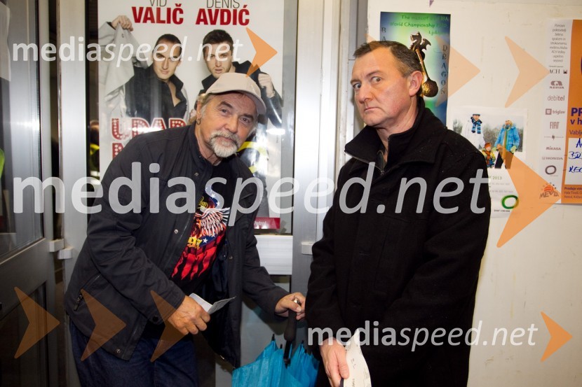 Dragan Bulič, glasbeni urednik; Jernej Vene, glasbeni urednikUdar po moško 2, premiera predstave