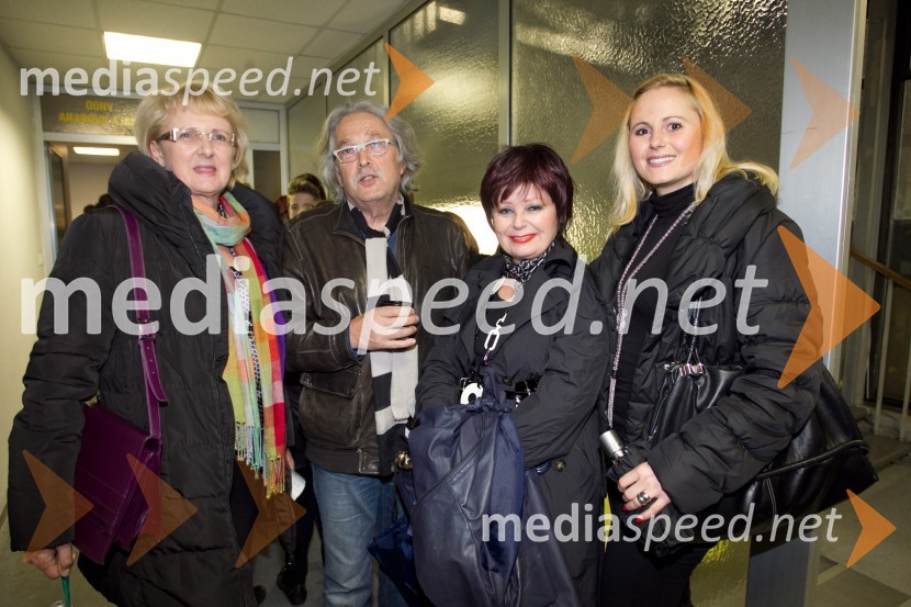 Bojana Viryent; Vladimir Pezdirc, oblikovalec;&nbsp; Zdenka Kahne, kozmetika Kahne;&nbsp; Alja Novak Viryent, oblikovalka čUdar po moško 2, premiera predstave