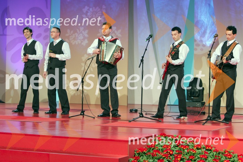 Ansambel Spev, zmagovalec festivala13. festival Polka in valček