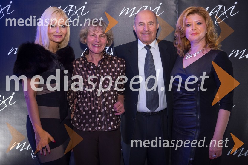 Jerneja Jager, direktorica Modiane; ...; ...;&nbsp;Katja Mihelič, direktorica blagovnice MaxiEkskluzivna modna revija v blagovnici Maxi