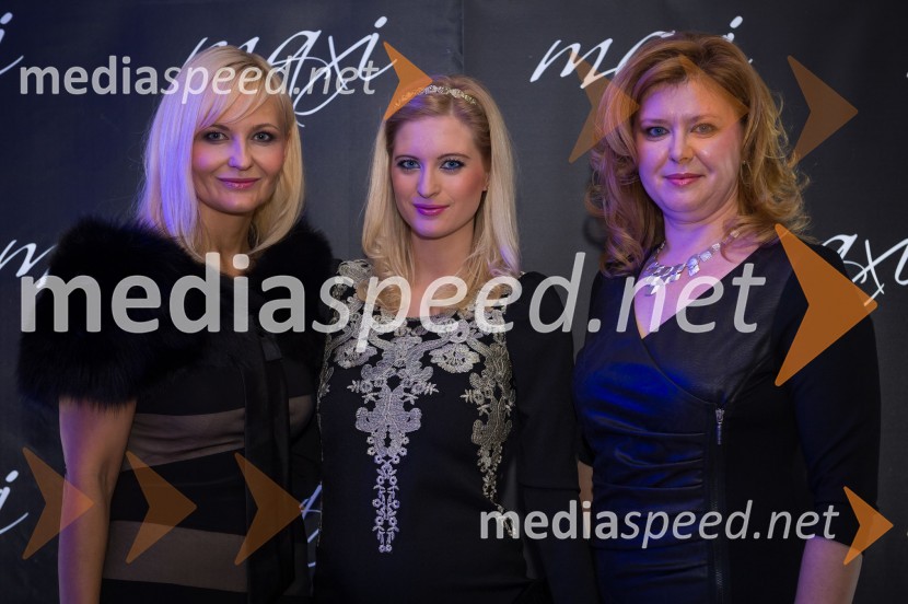 Jerneja Jager, direktorica Modiane; Marika Savšek, miss Universe 2010;&nbsp;Katja Mihelič, direktorica blagovnice MaxiEkskluzivna modna revija v blagovnici Maxi