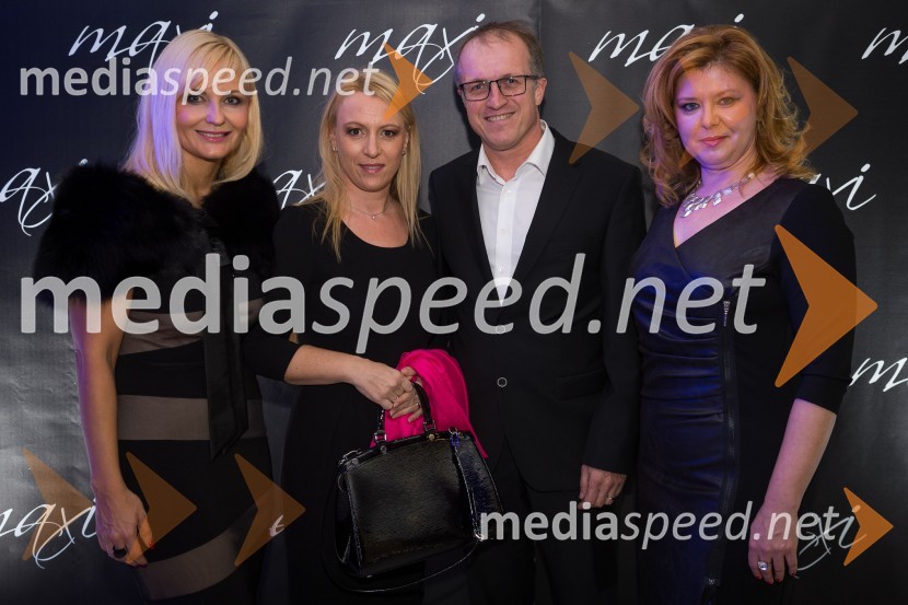 Jerneja Jager, direktorica Modiane; ...; ...;&nbsp;Katja Mihelič, direktorica blagovnice MaxiEkskluzivna modna revija v blagovnici Maxi