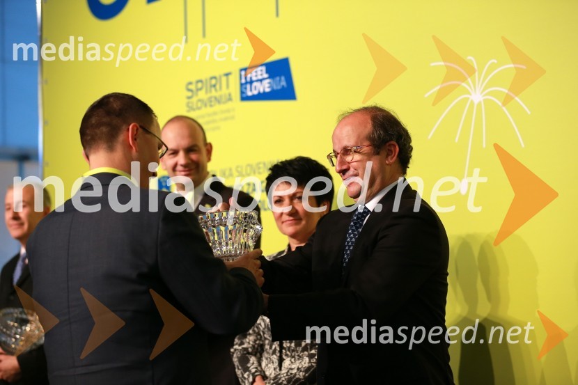 Aleš Čop, Razvojni center Jesenice d.o.o.; Daniel Caleja Crespo, Evropska komisija8. slovenski forum inovacij 2013, prvi dan