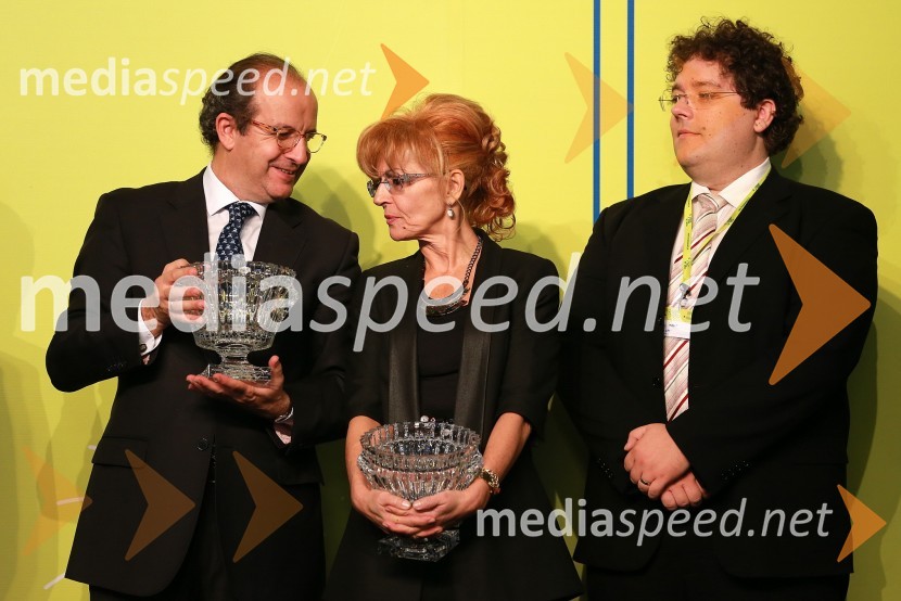 Daniel Caleja Crespo, Evropska komisija; dr. Leonida Zalokar, ravnateljica Vzgojnega zavoda Planina; ...8. slovenski forum inovacij 2013, prvi dan