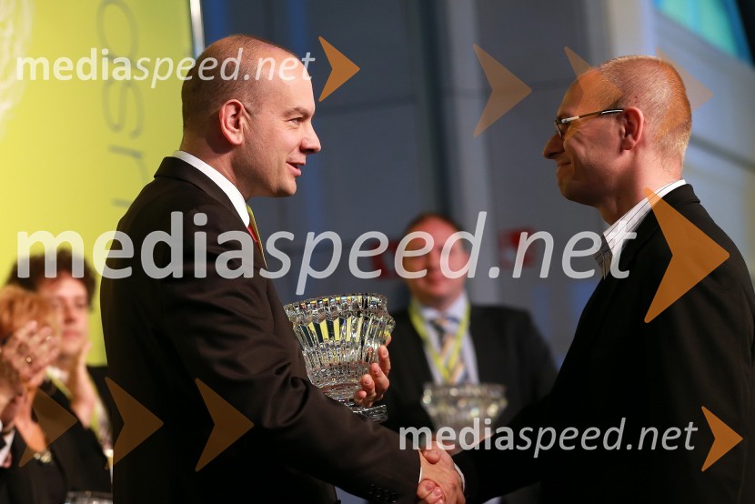 Boštjan Skalar, v.d. direktor javne agencije SPIRIT Slovenija; Massimo Makovec, Atech elektronika d.o.o.8. slovenski forum inovacij 2013, prvi dan