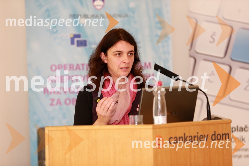 Nataša Mesec8. slovenski forum inovacij 2013, prvi dan