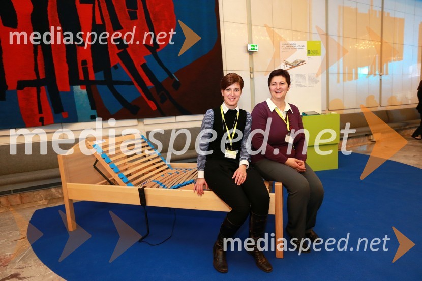 Natalija Movern, Moba d.o.o.; Mojca Badovinac, direktorica Moba d.o.o.8. slovenski forum inovacij 2013, prvi dan