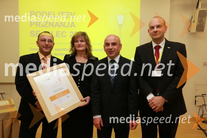 Primož Longyka, Razvojni center Srca Slovenije; Aleksandra Gradišek, Razvojni center Srca Slovenije;&nbsp;mag. Marjan Hribar, generalni direktor Direktorata za turizem in internacionalizacijo na Ministrstvu za gospodarski razvoj in tehnologijo: Boštjan Skalar, v.d. direktorja javne agencije SPIRIT Slovenija8. slovenski forum inovacij 2013, prvi dan