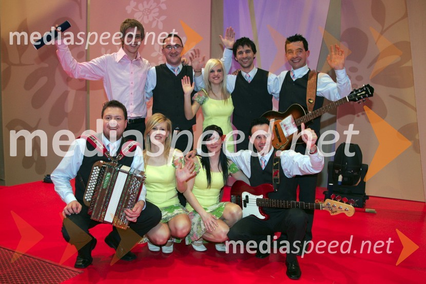 Ansambel Bum, izvajalec najboljše polke po izboru žirije in Ansambel Spev, zmagovalec festivala13. festival Polka in valček