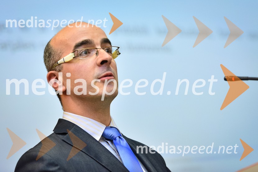 Doc. dr. Igor Vrečko, Ekonomsko poslovna fakulteta Maribor20 let prvega interdisciplinarnega študija na Univerzi v Mariboru