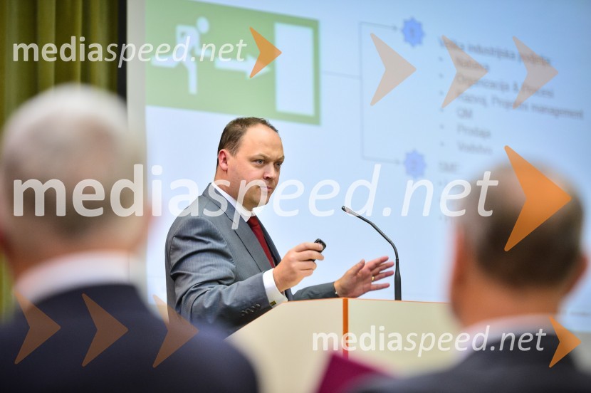 Boštjan Gorjup, direktor področja gospodarjenja v podjetju BSH Hišni aparati d.o.o.20 let prvega interdisciplinarnega študija na Univerzi v Mariboru