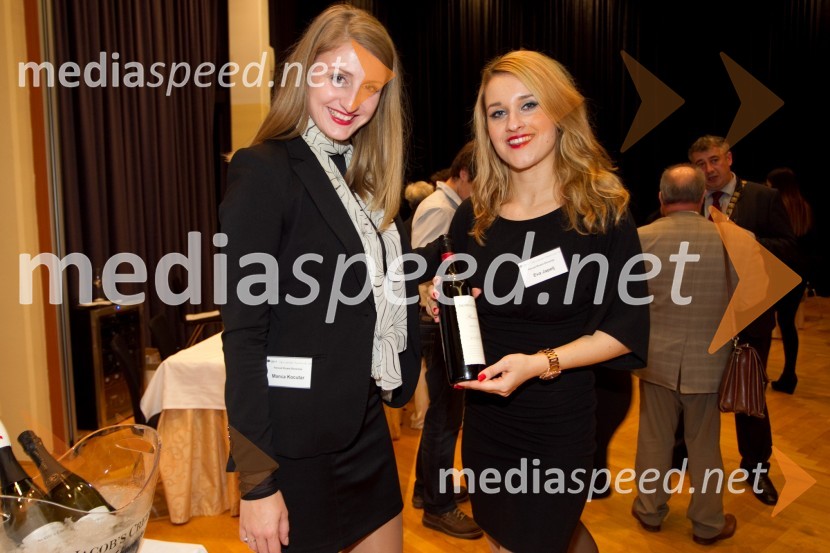 Manca Kocutar, Pernod Ricard Slovenija; Eva Japelj, Pernod Ricard Slovenija16. Slovenski festival vin in 6. Festival Kulinarike 2013