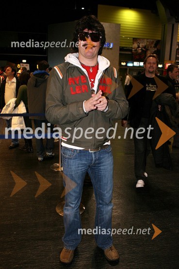 Lepi Dasa, pevecPredpremiera filma Ninja želve