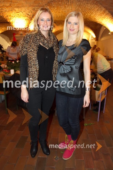 Ana Savšek, novinarka; Marika Savšek, miss Universe 2010Pletenje adventnih venčkov z znanimi Slovenci 2013