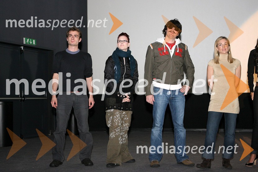 Lovro Lah, Mira Berginc, Lepi Dasa, pevec in Nina Ivanič, igralkaPredpremiera filma Ninja želve