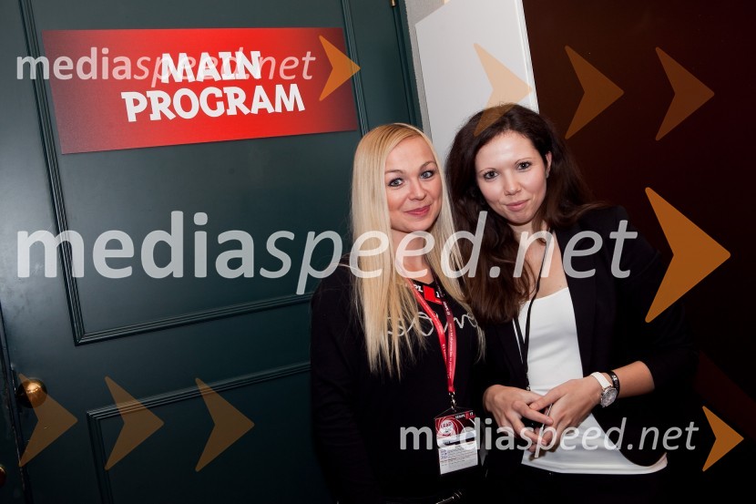 Hostese Sempl15SEMPL 2013