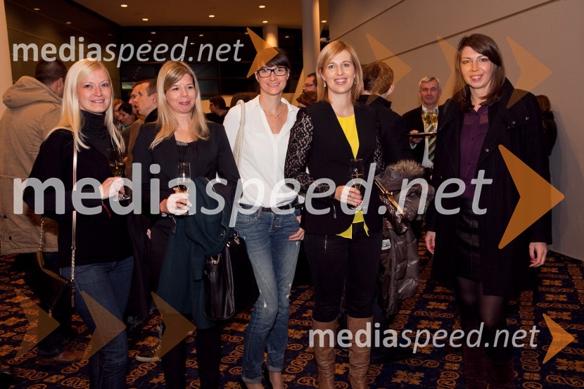 Karolina Marolt, SPEM; Simona Kruhar Gaberšček, odnosi z javnostmi SEMPL; ...; Katja Janko Puh, S.Oliver Slovenija; Irena Stamenkovič, UnicefSEMPL 2013