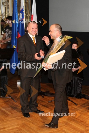 Franc Kangler, mariborski župan in Peter Boštjančič, igralec in dobitnik Glazerjeve listine na področju kulture 
Podelitev Glazerjevih nagrad 2007