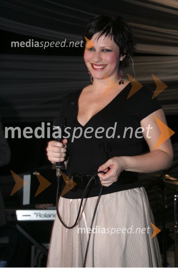 Nuška Drašček, pevkaOtvoritev SOF-a, Slovenskega oglaševalskega festivala