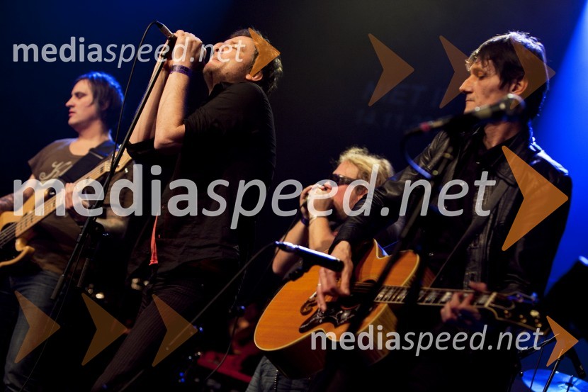 Res Nullius, glasbena skupinaIzštekanih 20