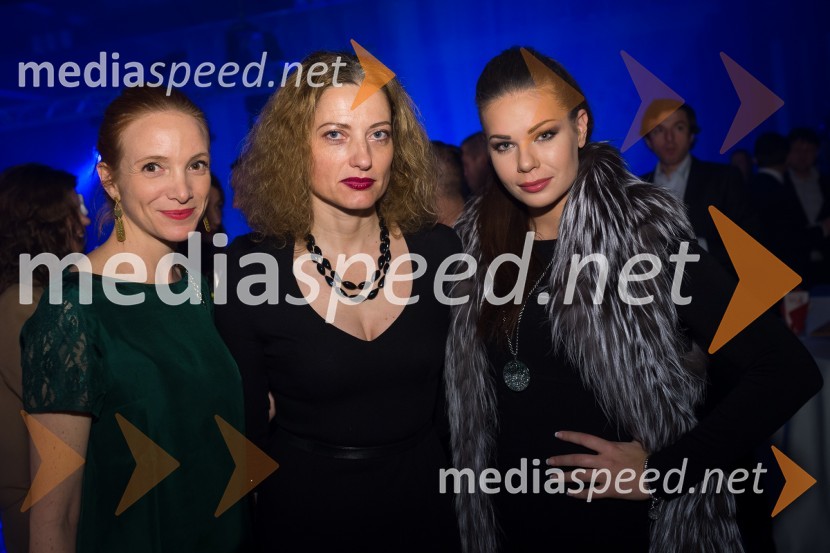 Mojca Mavec, voditeljica; Hermina Kovačič, novinarka; Mateja Eber, krznarstvo EberTrendoskop, ekskluzivni modni dogodek