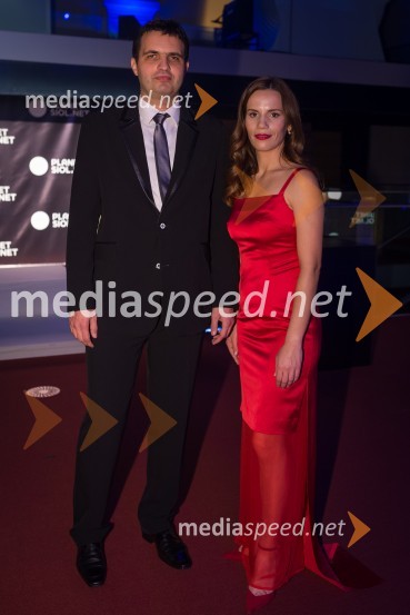 Mag. Tomaž Pernovšek, direktor podjetja TS Media; Milena Kalacun, urednica Trendov Planet Siol.netTrendoskop, ekskluzivni modni dogodek