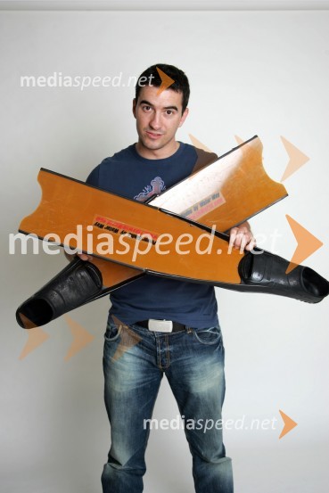 Marko Potrč, voditelj oddaje Svet na Kanalu AMarko Potrč, voditelj oddaje Svet na Kanalu A