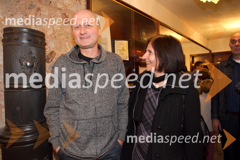 Blaž Lukan, kritik; Irena Matko Lukan, urednica otroškega leposlovja pri Mladinski knjigiJaz, Batman, premiera PG Kranj