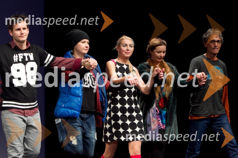 Aljoša Ternovšek, igralec; Vesna Pernarčič, igralka; Darja Reichman, igralka; Vesna Jevnikar, igralka; Matjaž Višnar, igralecJaz, Batman, premiera PG Kranj