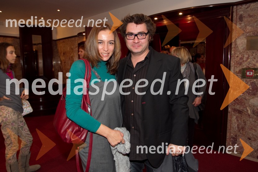 Barbara Medvešček, igralka; Andrej Murenc, igralecJaz, Batman, premiera PG Kranj