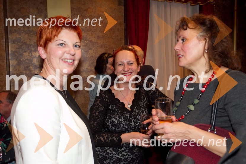 Mirjam Drnovšček, direktorica Prešernovega gledališča Kranj; Marinka Poštrak, umetniška vodja Prešernovega gledališča Kranj; ...Jaz, Batman, premiera PG Kranj