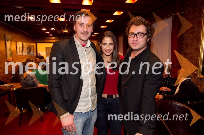 Jernej Čampelj, igralec; Saša Pavlin Stošić, igralka; Andrej Murenc, igralecJaz, Batman, premiera PG Kranj