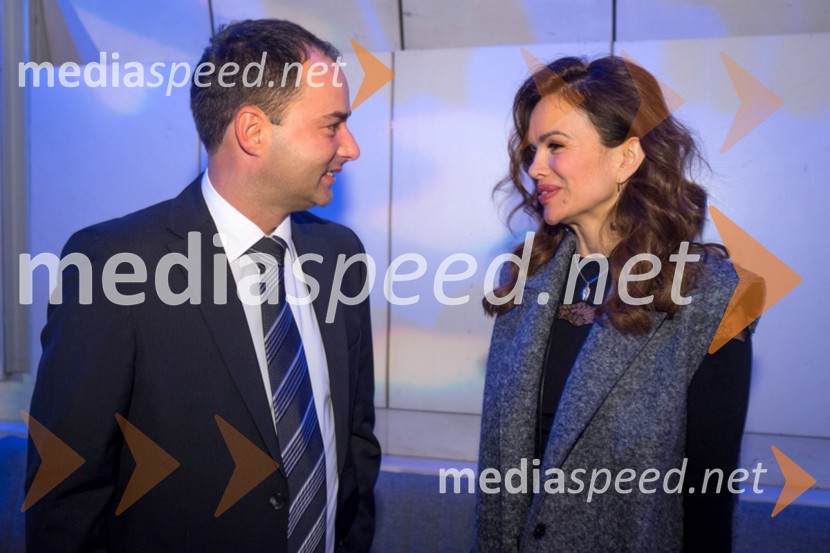 Andrej Slapar, predsednik uprave Zavarovalnice Triglav; Severina, pevkaSlavnostni novoletni koncert Zavarovalnice Triglav