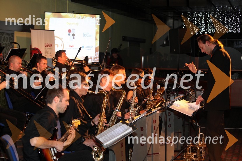 Člani Big band Glasbene šole Gornja Radgona & Radgonske gorice6. Dobrodelni Miklavžev koncert z Aniko Horvat