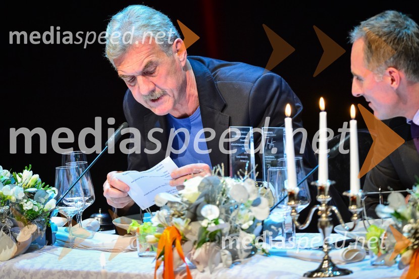 Slavko Bobovnik; Igor E. Bergant, televizijska voditeljaVikendovi Gongi popularnosti, podelitev 2013