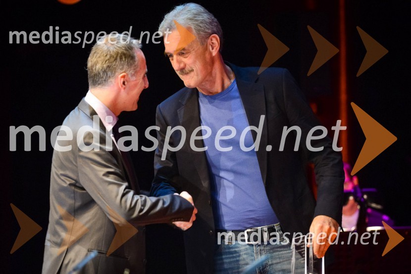 Igor E. Bergant; Slavko Bobovnik, televizijska voditeljaVikendovi Gongi popularnosti, podelitev 2013