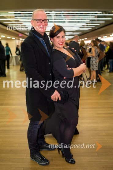 Uroš Smolej, igralec; Ana Marija Mitič, stand up komičarkaVikendovi Gongi popularnosti, podelitev 2013