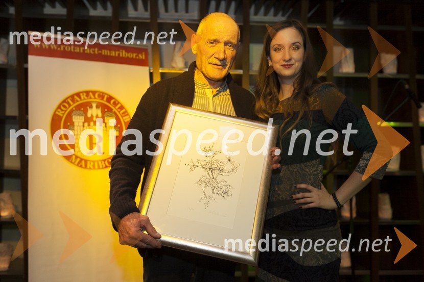 Miran Podlesnik; Sara Nikolič, članica Rotaract Cluba MariborDobrodelni kulinarični večer Rotaract Maribor