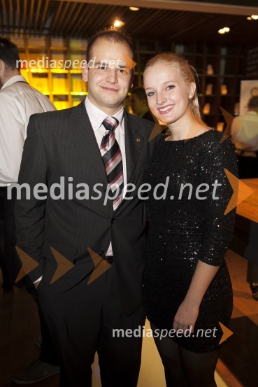 Dean Fras, predsednik Rotaract kluba Maribor; Nina Golob Žvajker, podpredsednica Rotaract klub MariborDobrodelni kulinarični večer Rotaract Maribor