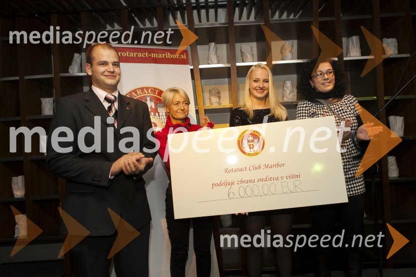 Dean Fras, predsednik kluba Rotaract Maribor; Žanet Mithans, Materinski 
dom; Nina Golob Žvajker, podpredsednica Rotaract cluba Maribor; Inge Zorec, društvo
ŠkoljkeDobrodelni kulinarični večer Rotaract Maribor