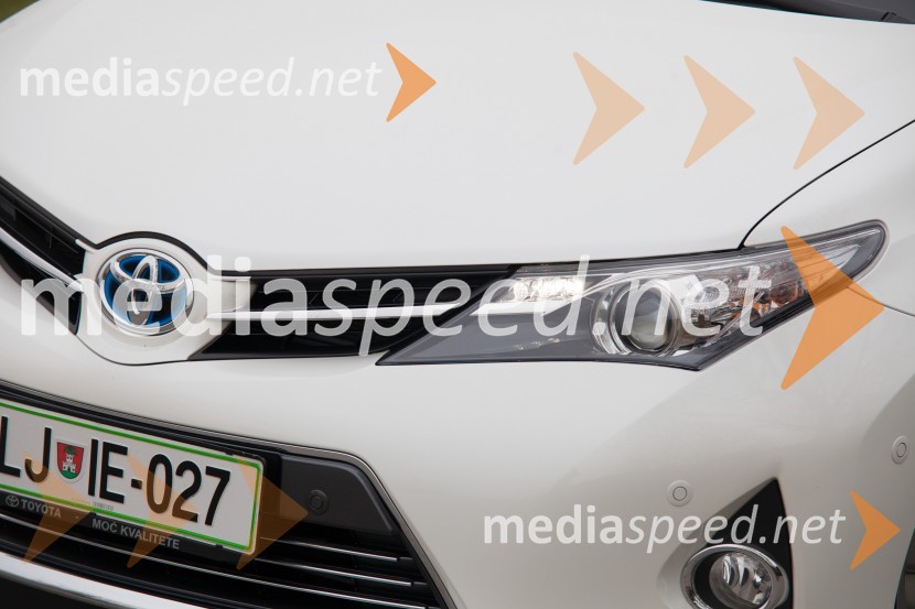Toyota Auris Touring Sports Hybrid 1.8 VVT-i SolToyota Auris Touring Sports Hybrid 1.8 VVT-i Sol, mediaspeed test