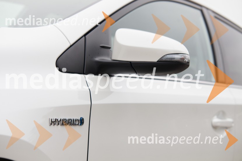 Toyota Auris Touring Sports Hybrid 1.8 VVT-i SolToyota Auris Touring Sports Hybrid 1.8 VVT-i Sol, mediaspeed test