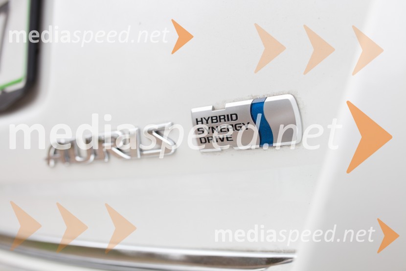 Toyota Auris Touring Sports Hybrid 1.8 VVT-i SolToyota Auris Touring Sports Hybrid 1.8 VVT-i Sol, mediaspeed test