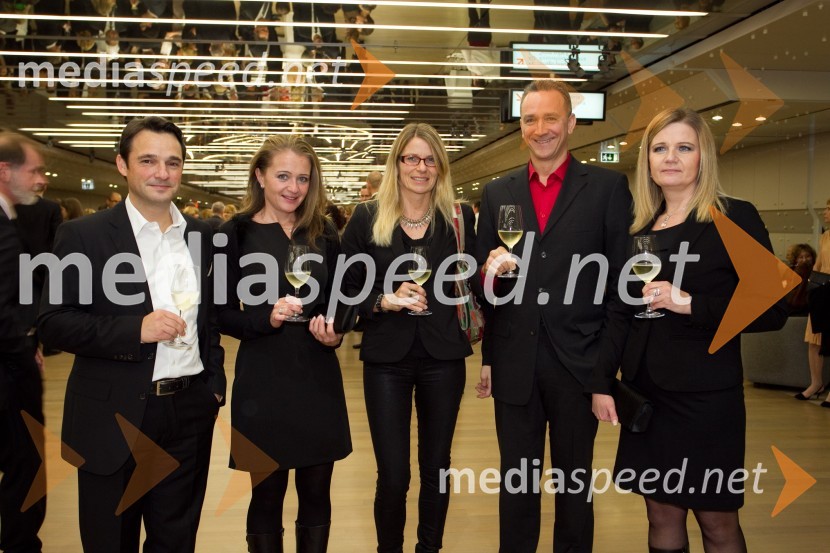 Danilo Ferjančič, generalni direktor Porsche Slovenija d.o.o.; Polona Ferjančič; Sabine Javornik; Rafael Javornik; Mojca PetekManagerski koncert 2013
