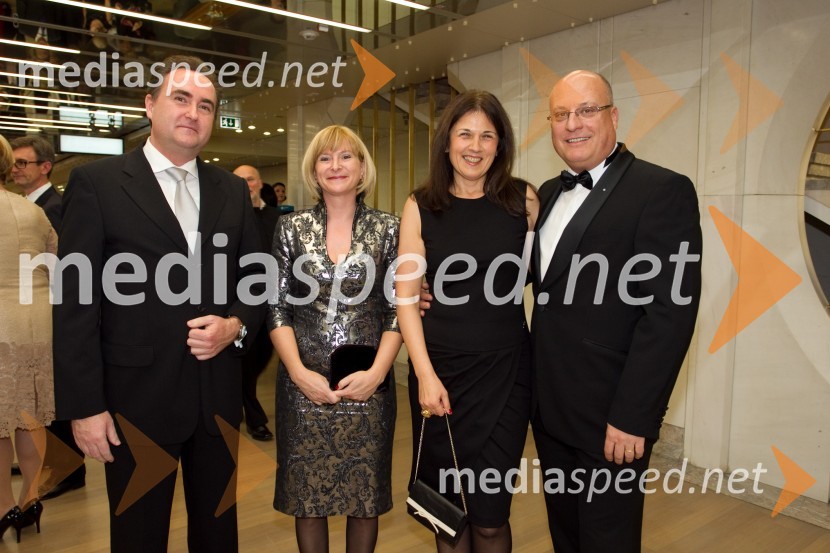 Ervin Pfeifer; Mateja Pfeifer; Maja Klančnik; Iztok Klančnik, direktor HPManagerski koncert 2013