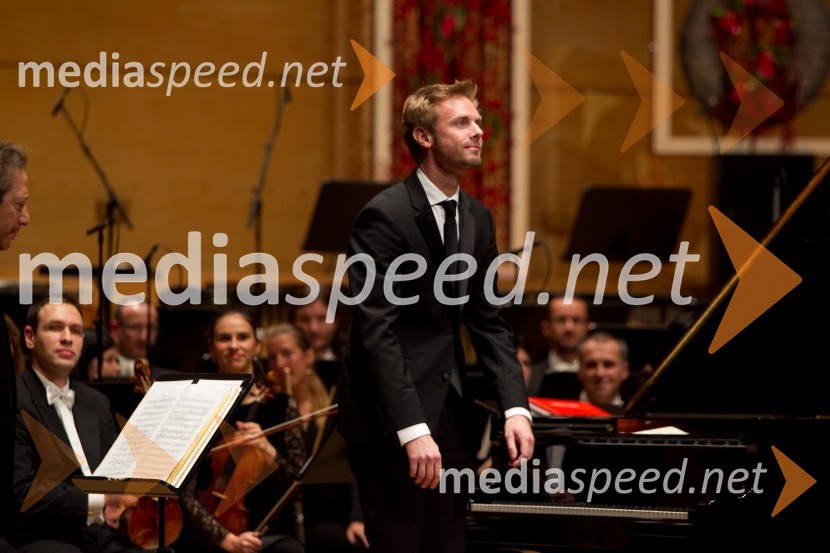 Andrew von Oeyen, pianistManagerski koncert 2013