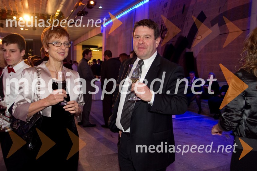 Vita Cajnko Javornik, urednica revije Manager; Peter Frankl, direktor in urednik časnika FinanceManagerski koncert 2013